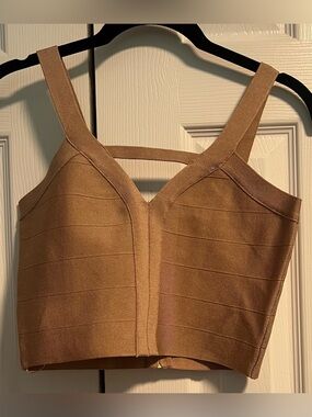 Guess Mirage Ottoman Top in Rugby Tan